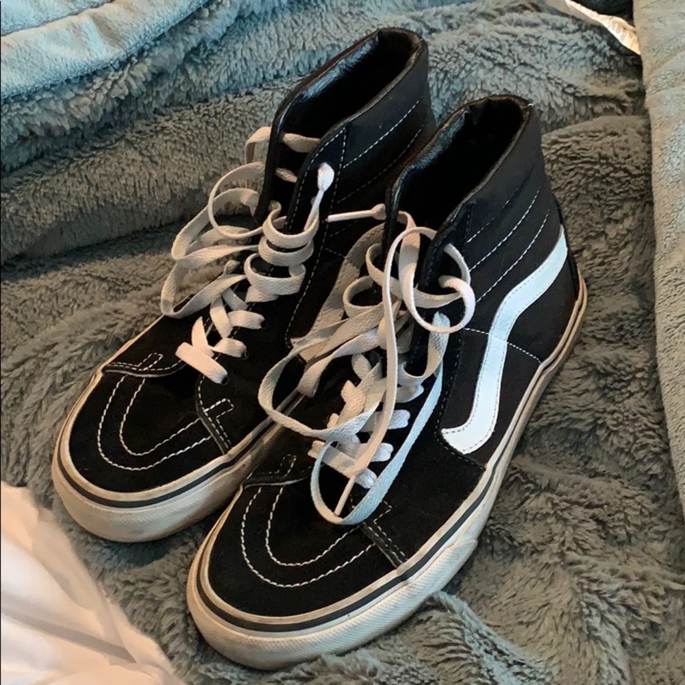 Woman’s High Top Vans